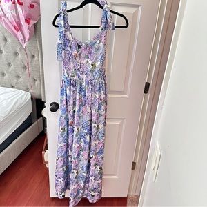 Hydrangea Maxi Dress size small